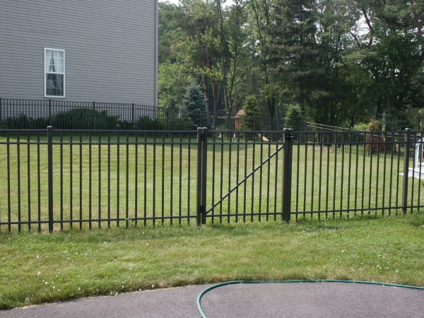 Aluminum Fence - Helm Fencing Fence Contractor